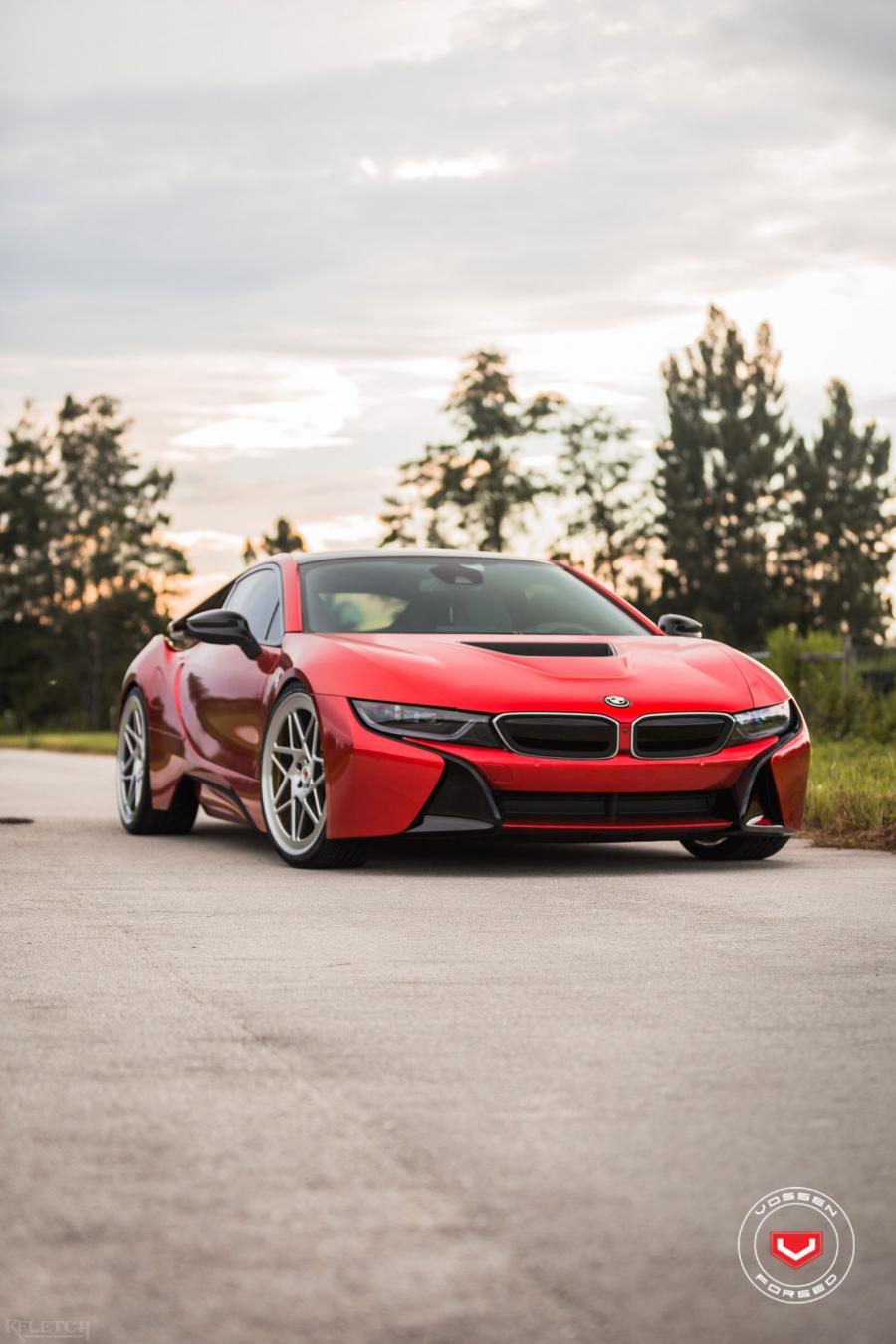  BMW i8 on Vossen Wheels (LC-109T) 2017 года  (фото 13 из 18)